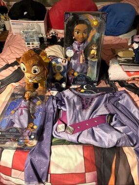 Disney Elena of Avalor Purple Dress Doll & Accessories Playset